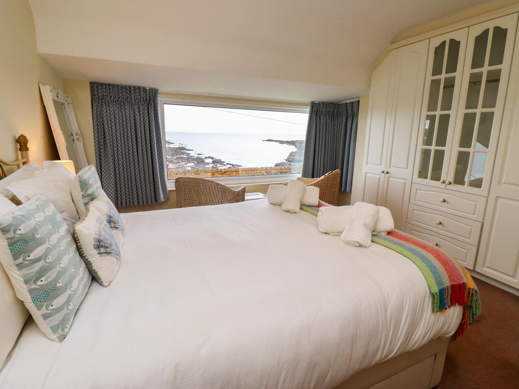Barnacle Cove Villa Beadnell Exteriör bild